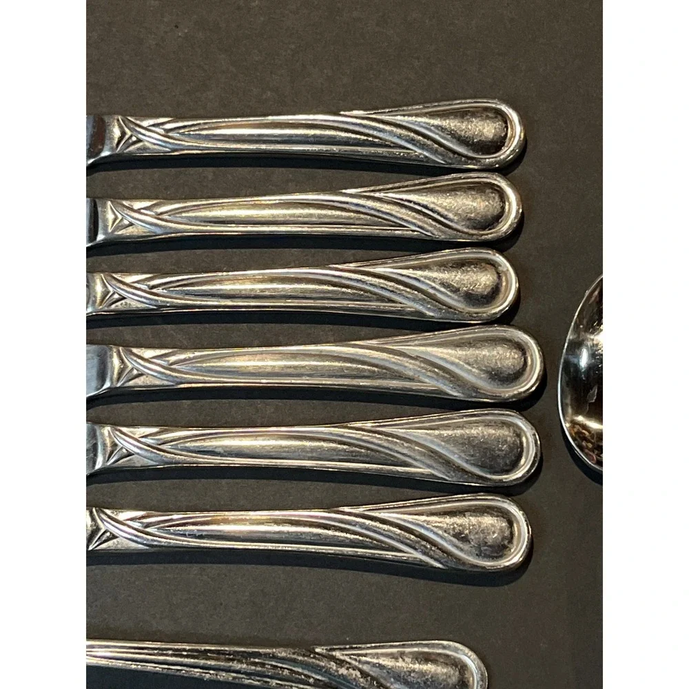 Pfaltzgraff Glennbrook Lot Of 19 Misc flatware